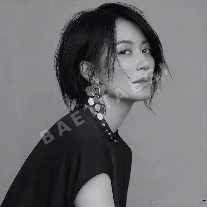 셀린느 미니멀 귀걸이 69265