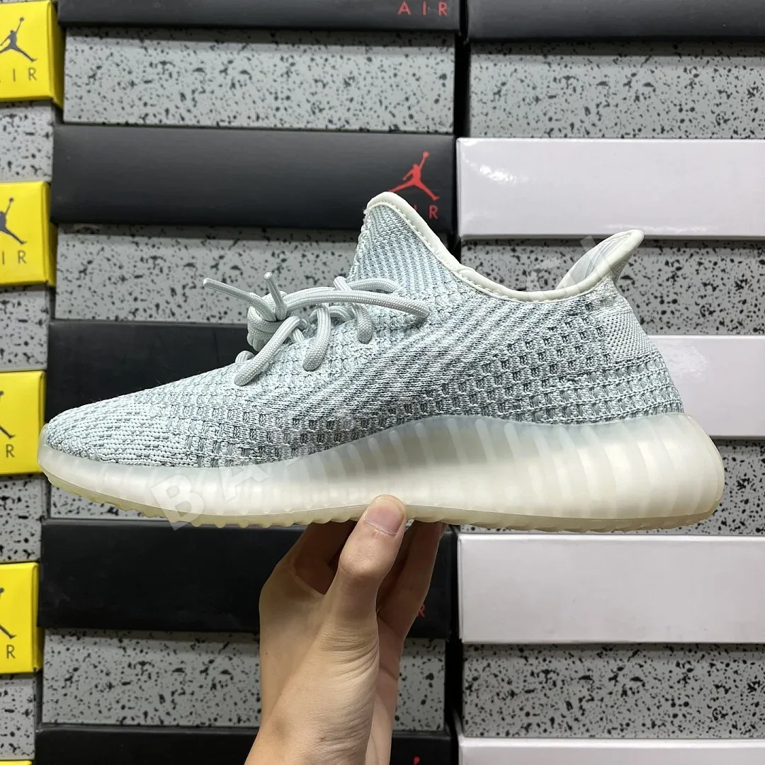 아디다스 [XQ] 이지 부스트 350 V2 FW3043 200783 Adidas Yeezy Boost 350 V2 Cloud White 상세 이미지 4