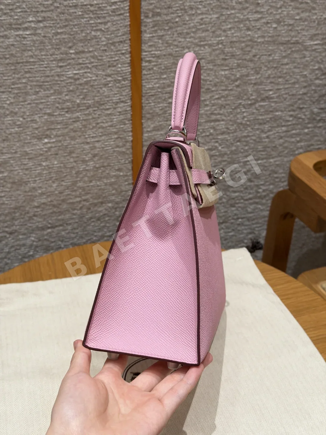 에르메스 켈리 25 엡솜 가죽 가방 상세 이미지 3