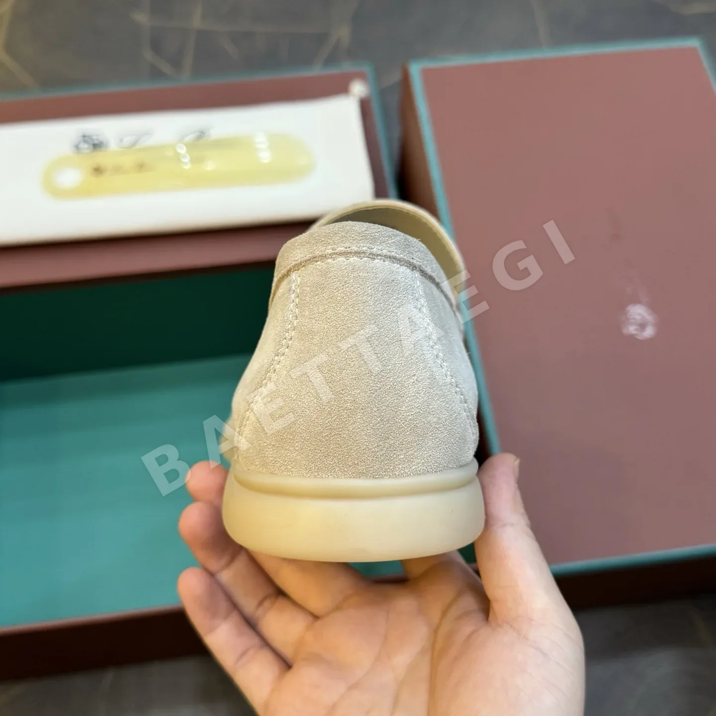 로로피아나 로퍼 스웨이드 상세 이미지 8