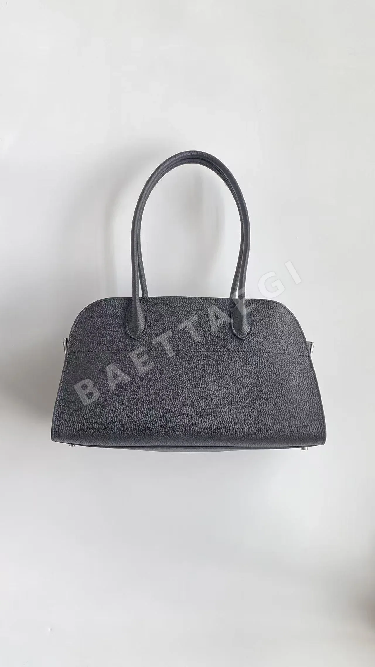 더로우 블랙 텍스처드 숄더백 상세 이미지 1