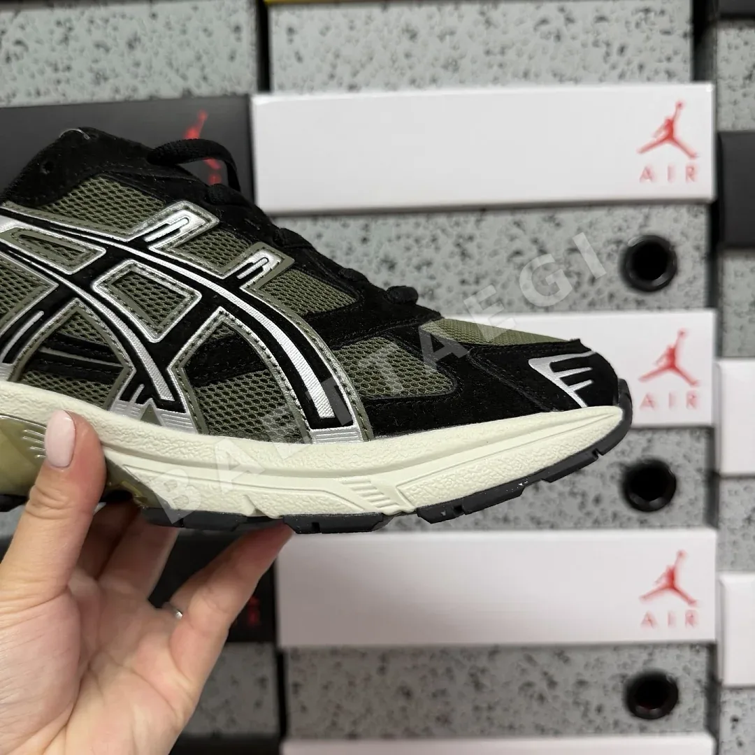 아식스 [KO] 젤 1130 1203A610-300 200553 Asics Gel-1130 Irvine Black 상세 이미지 8