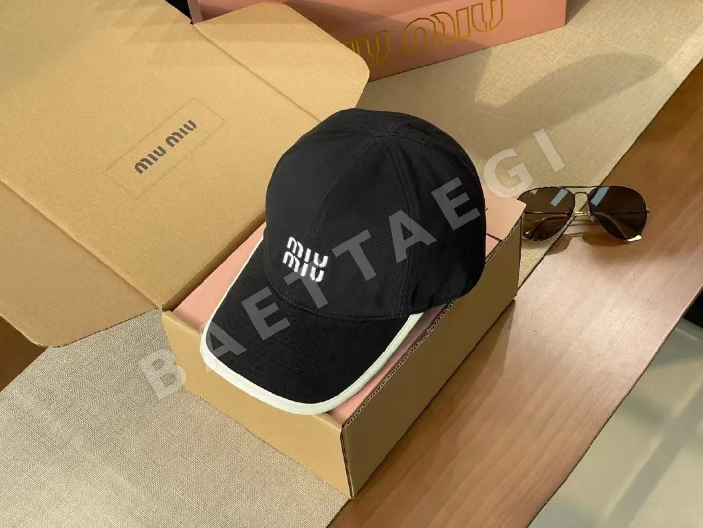 미우미우 모자 81481 Miu Miu Cap 상세 이미지 2