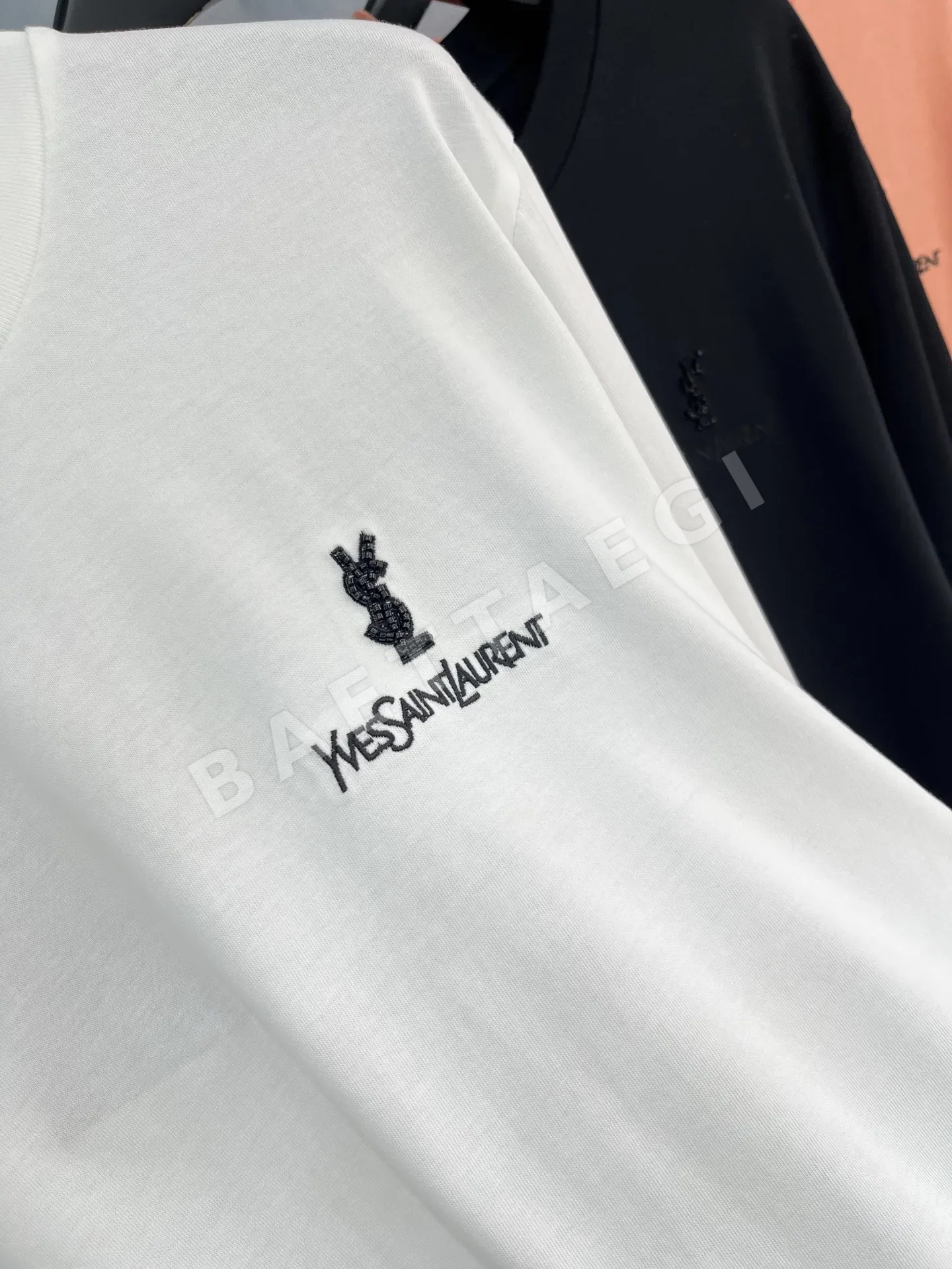 생로랑 레터링 장식 긴팔 티셔츠 상세 이미지 7
