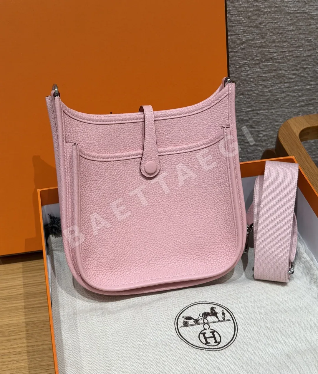 에르메스 에블린 23 크레망스 가방 상세 이미지 2