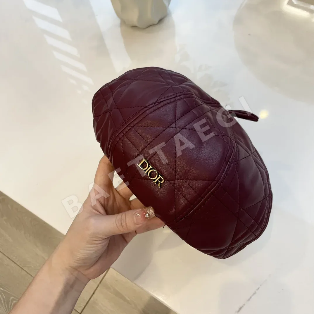 디올 가죽 체크 자수 베레모 상세 이미지 4