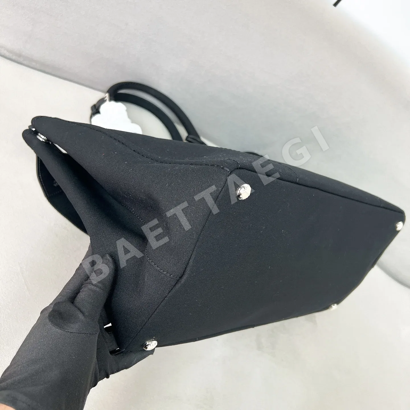 프라다 자르디네르 린넨 캔버스 가드너 백 라지 2VG131 상세 이미지 7