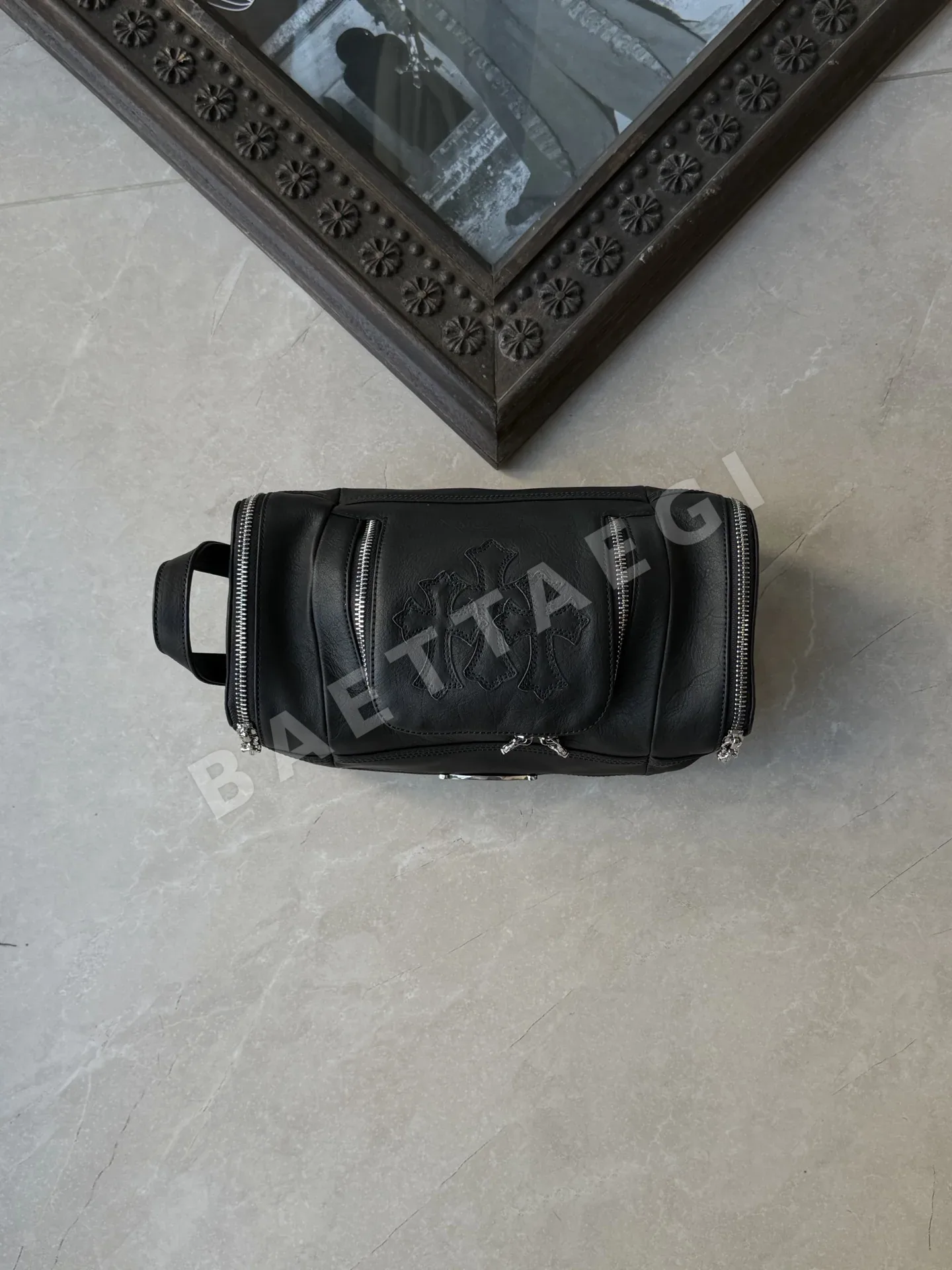 크롬하츠 가죽 메이크업 파우치 188346