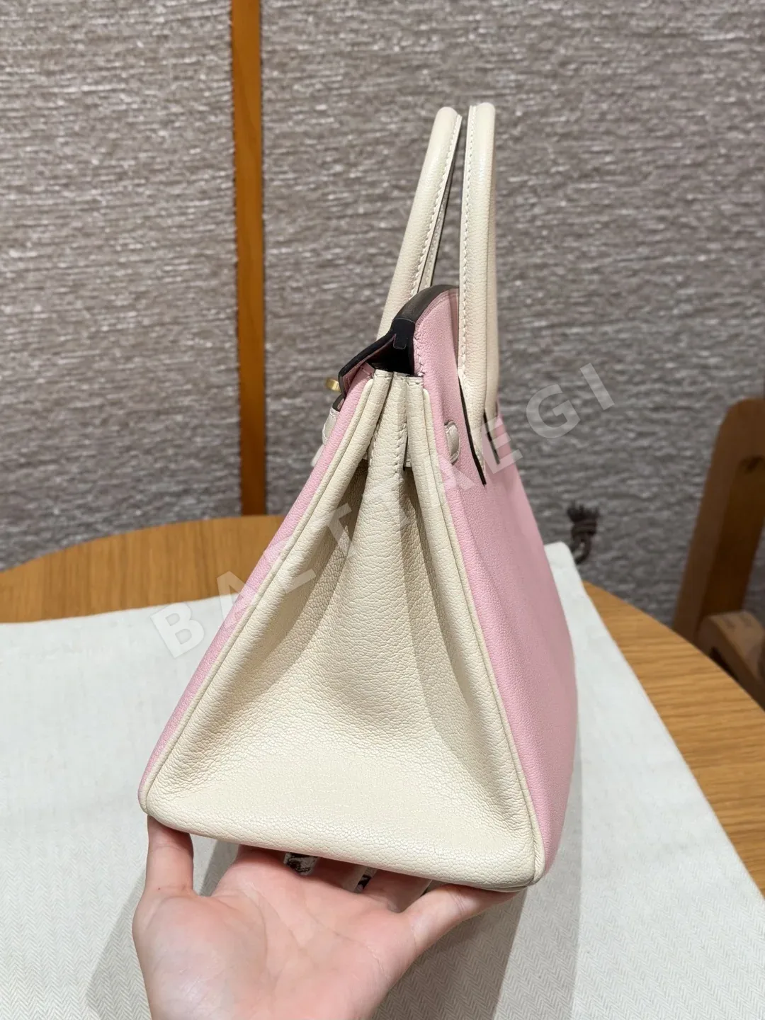 에르메스 버킨 25 염소가죽 가방 상세 이미지 4