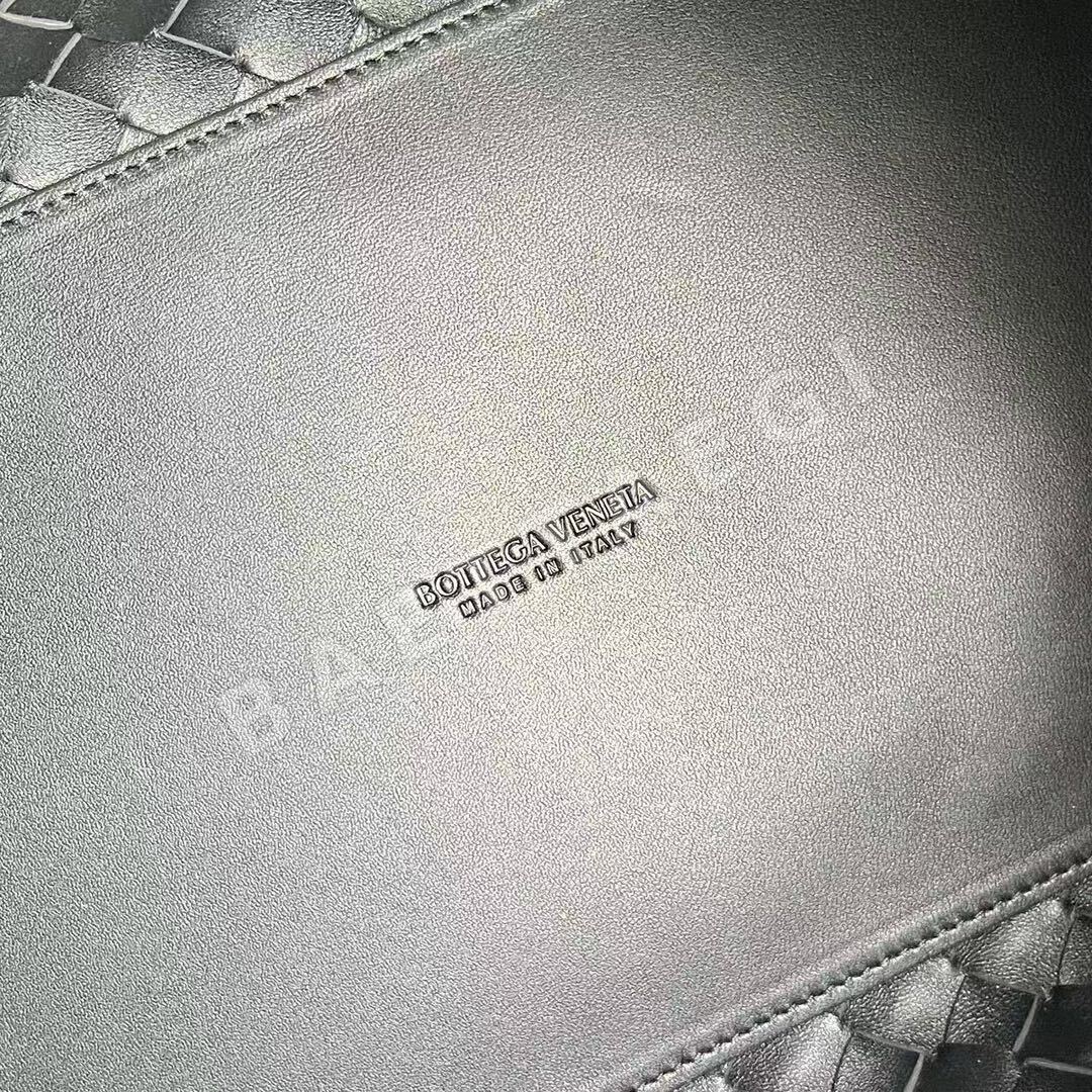 보테가베네타 파라슈트 인트레치아토 796571 가죽 숄더백 상세 이미지 9