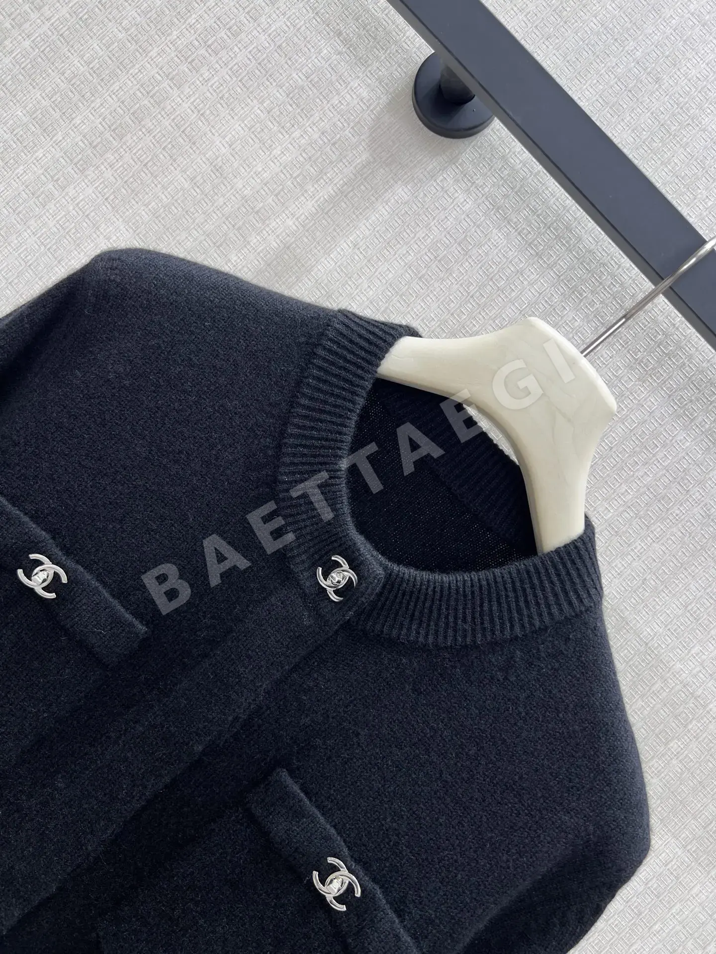 샤넬 크루넥 자켓 여성용 상세 이미지 3