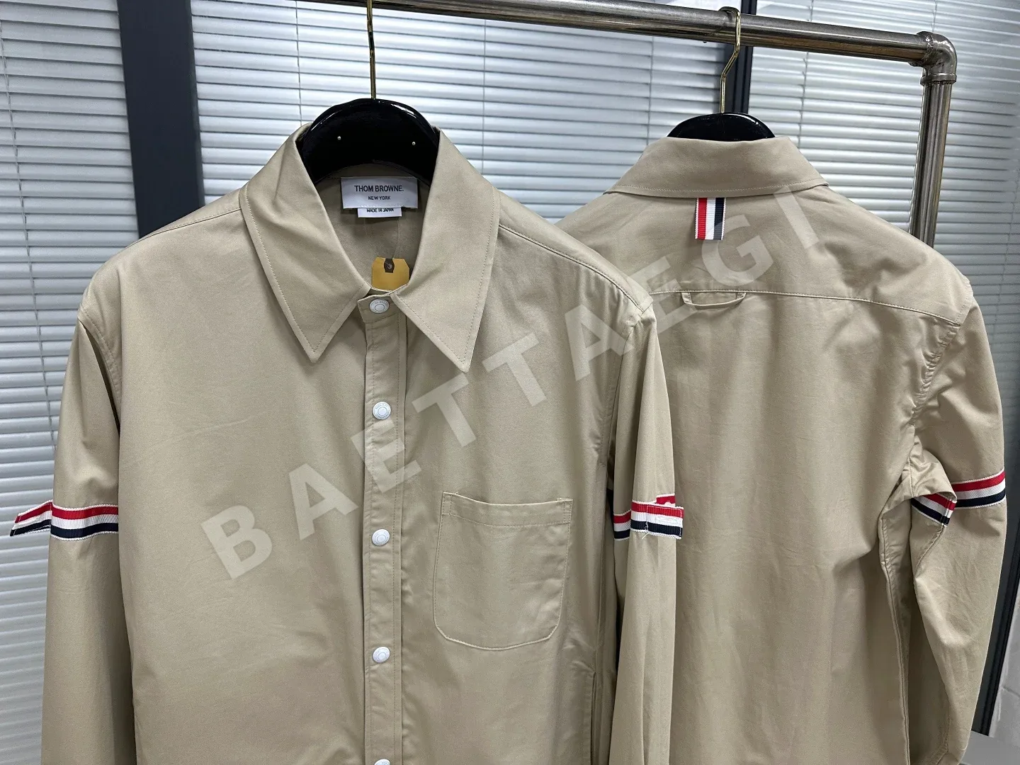 톰브라운 더블 라벨 웨빙 장식 긴팔 셔츠 재킷 상세 이미지 5