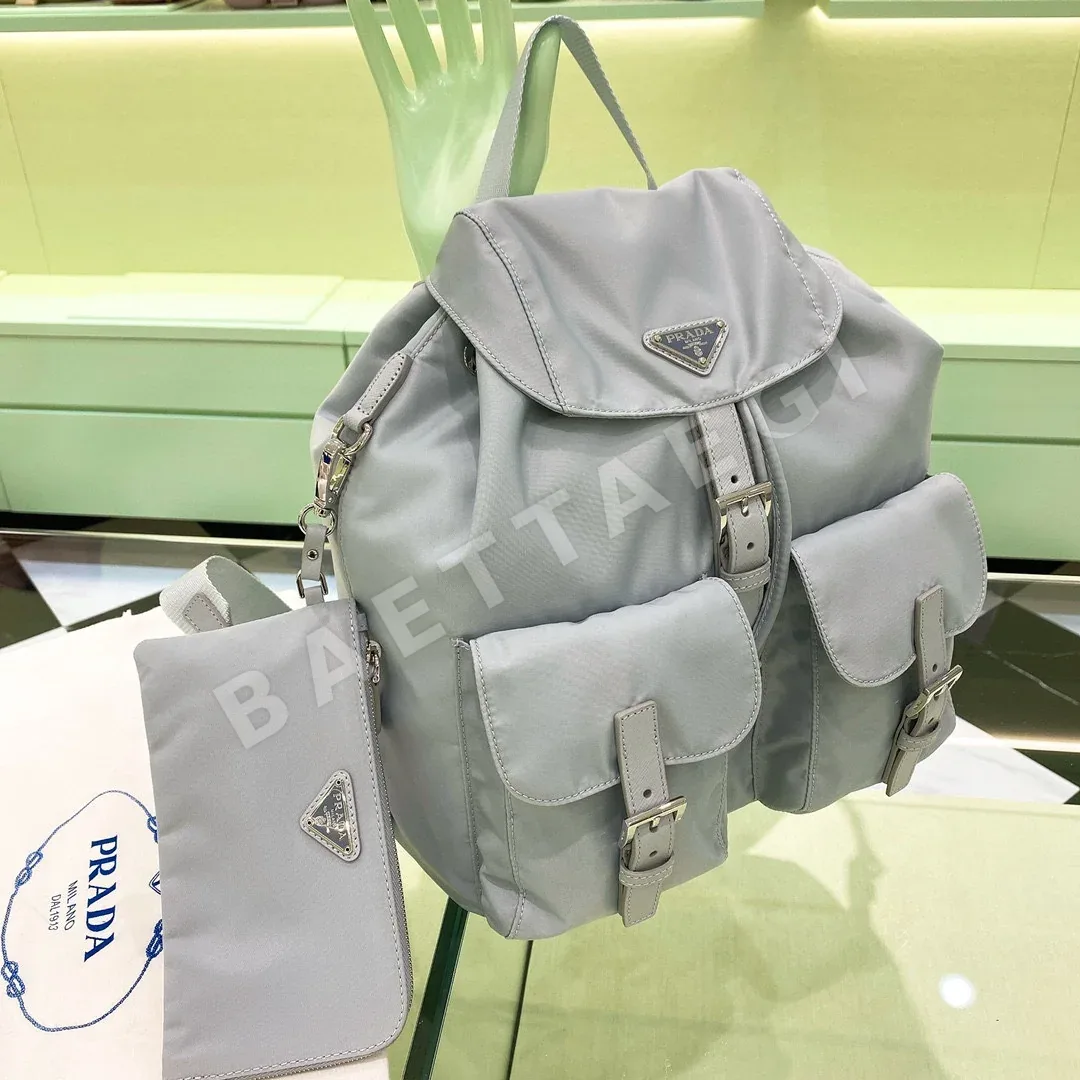 프라다 나일론 백팩 1BZ811
