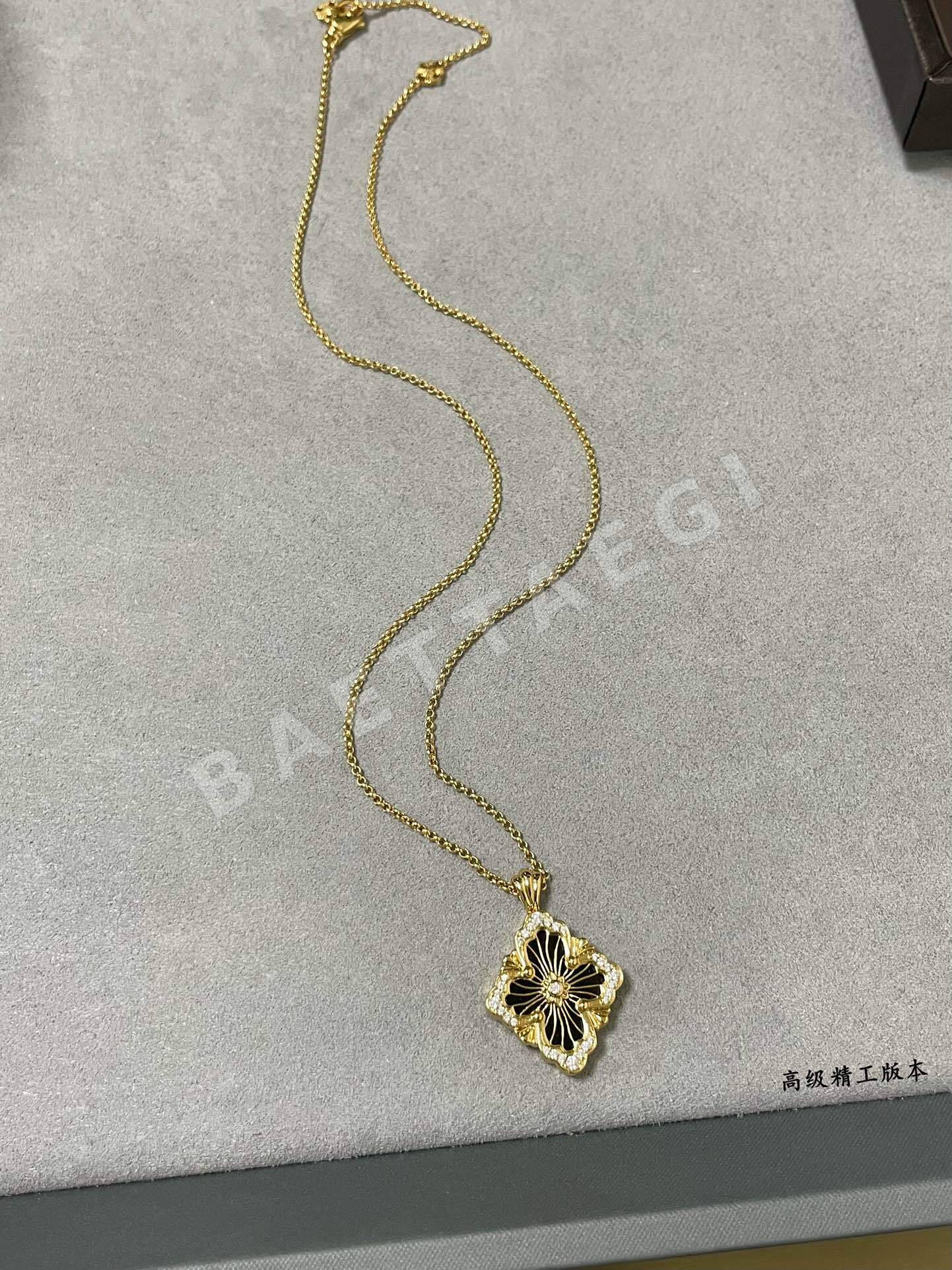 부첼라티 오페라 블랙 오닉스 골드 목걸이 상세 이미지 4
