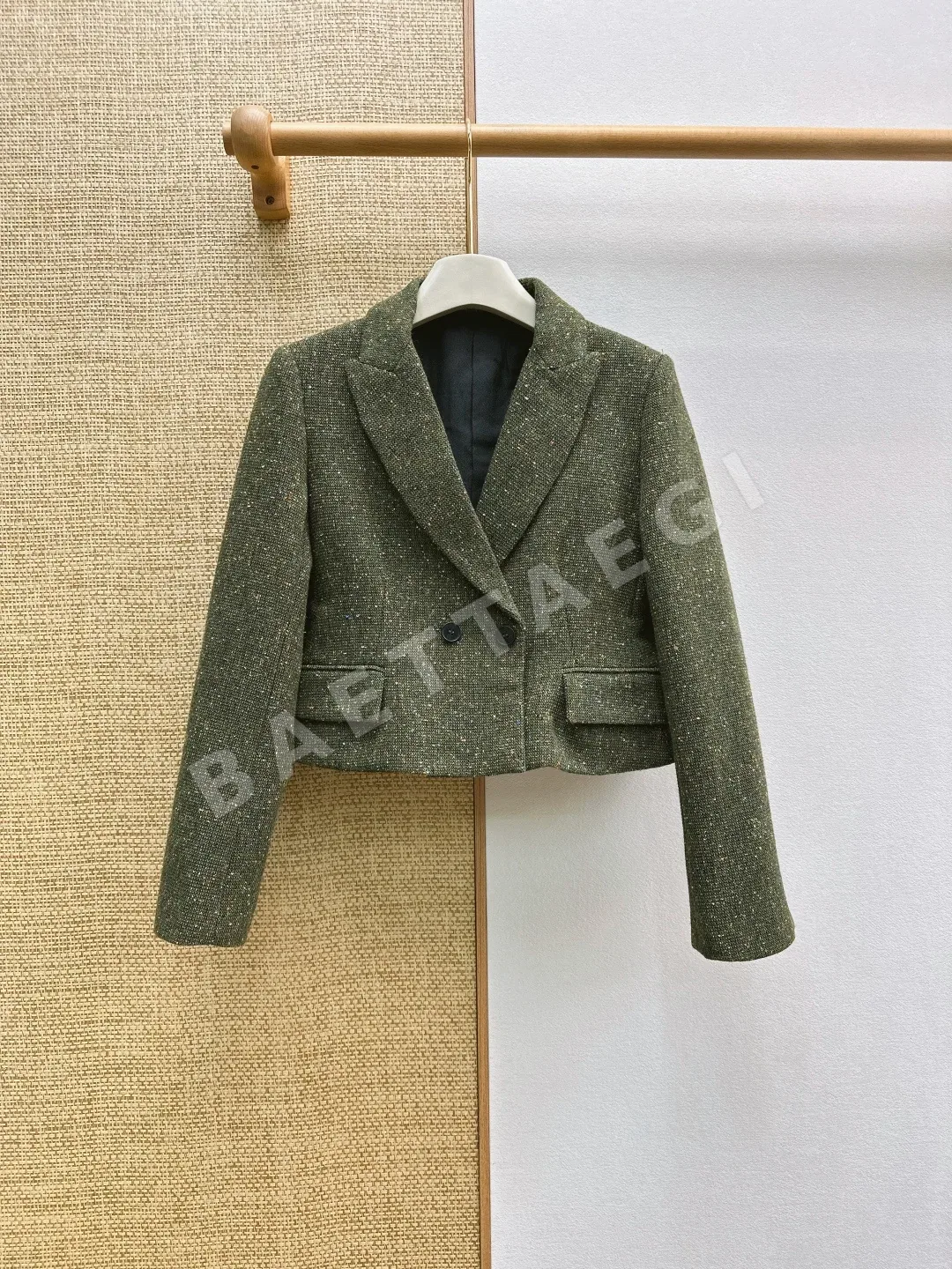디올 물방울 스팽글 트위드 슬림핏 여성 자켓 상세 이미지 2