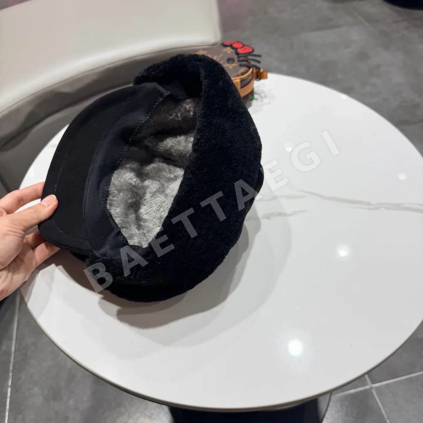 샤넬 스웨이드 더퍼 캡 상세 이미지 7