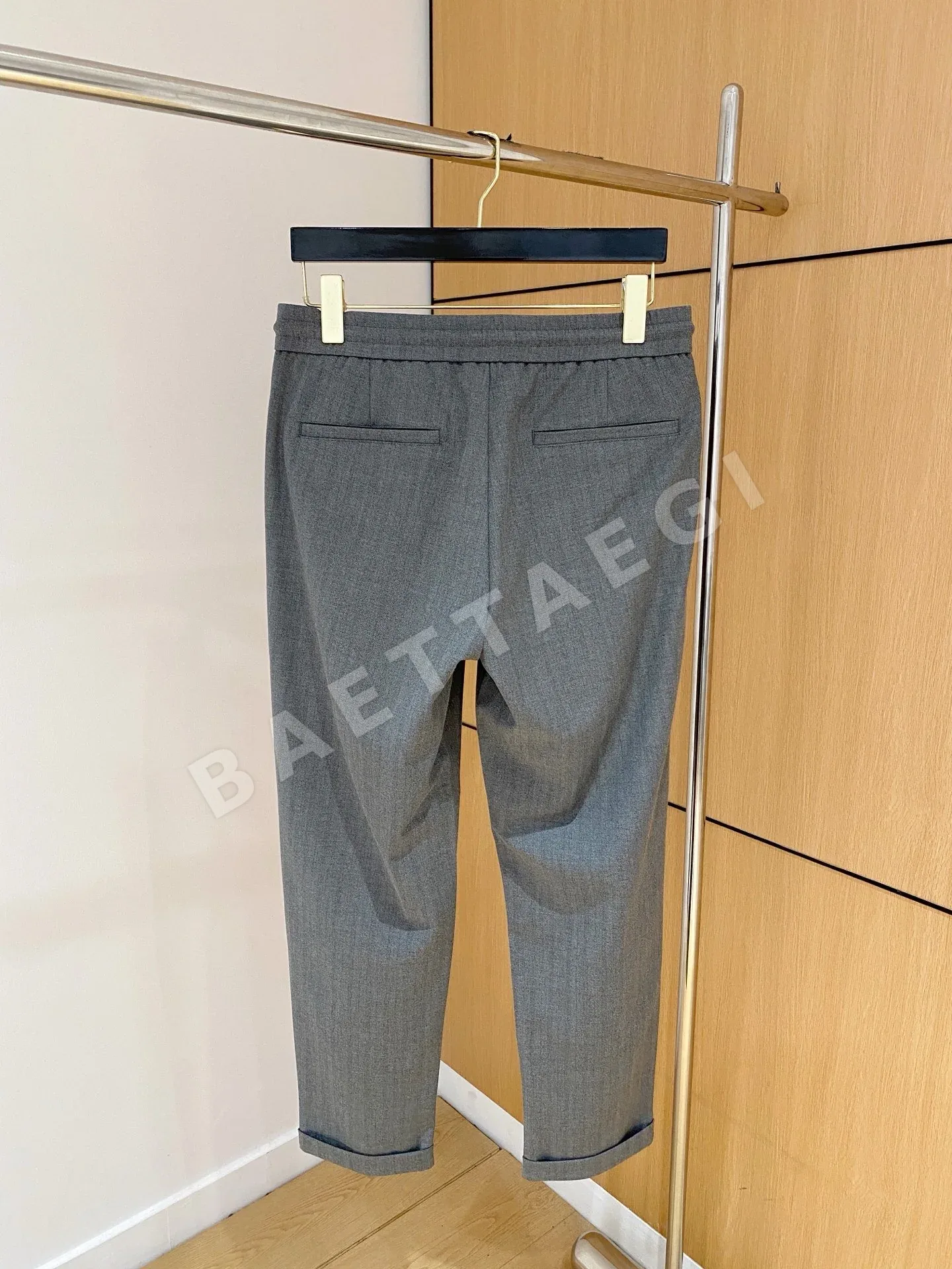 브루넬로쿠치넬리 천연 섬유 남성 바지 상세 이미지 8