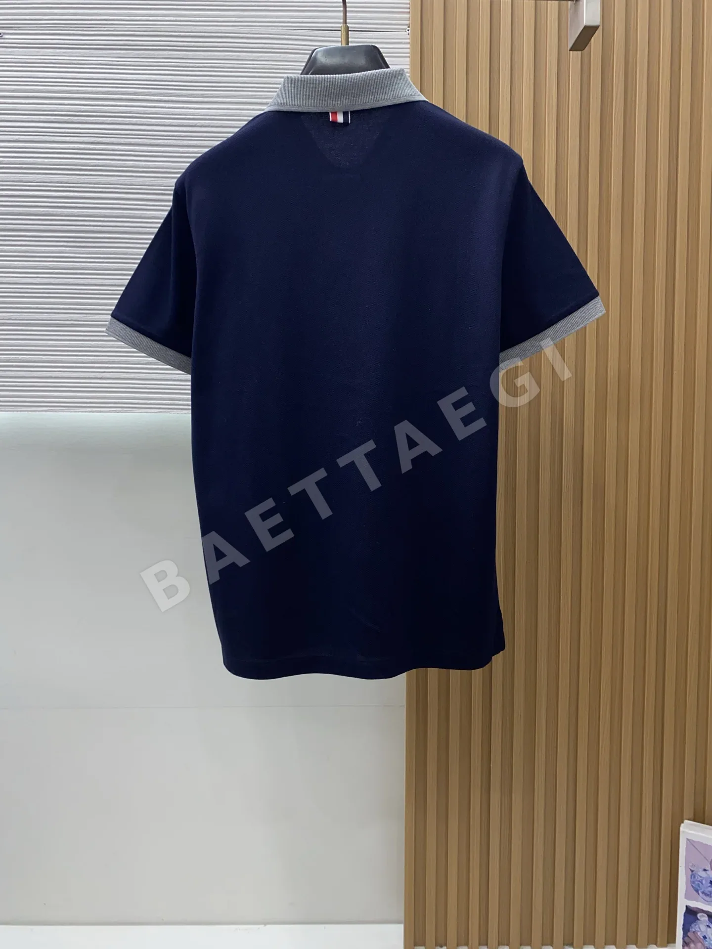톰브라운 남성 반팔 폴로셔츠 상세 이미지 8