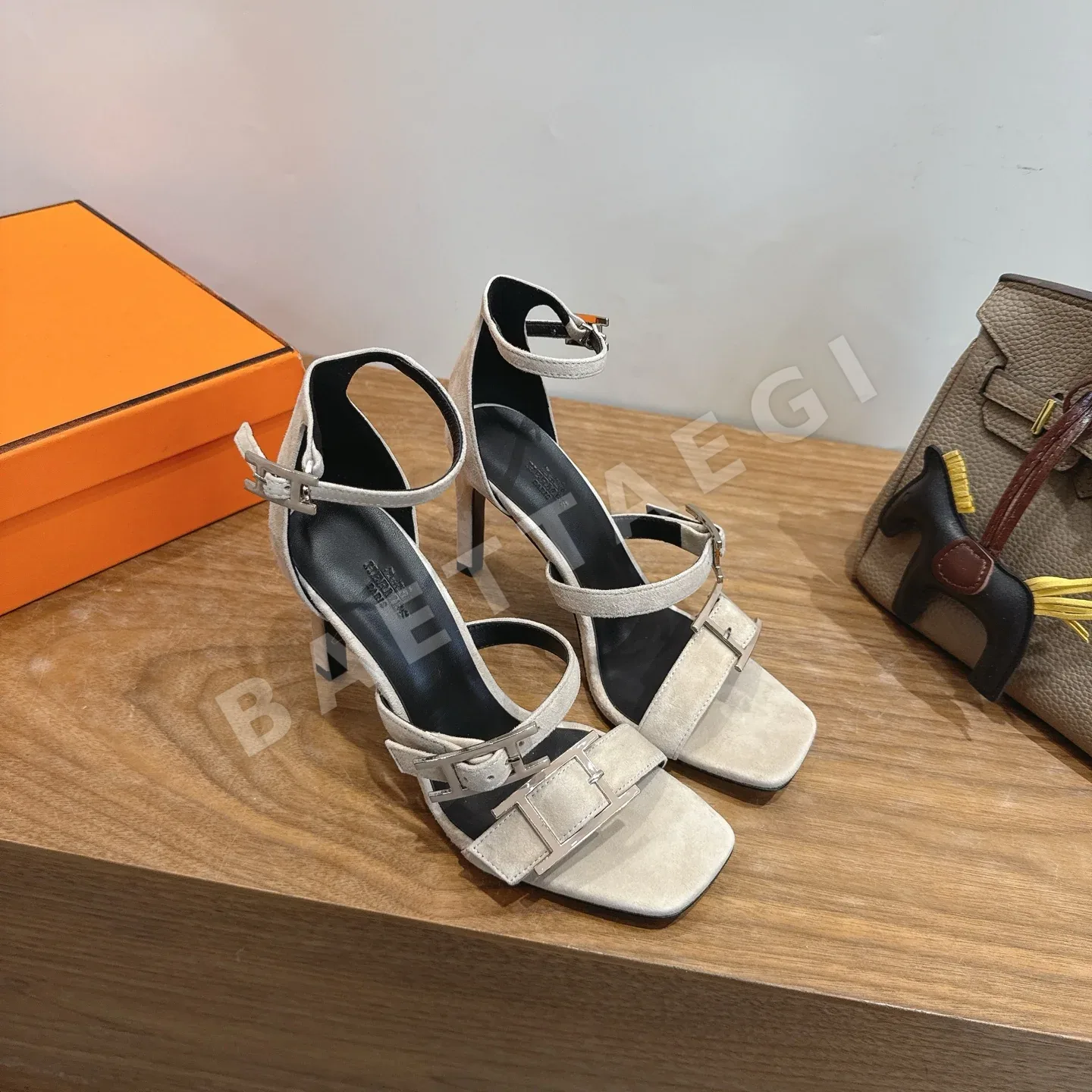에르메스 리브 90 샌들(Hermès Liv 90 Sandal) 상세 이미지 4