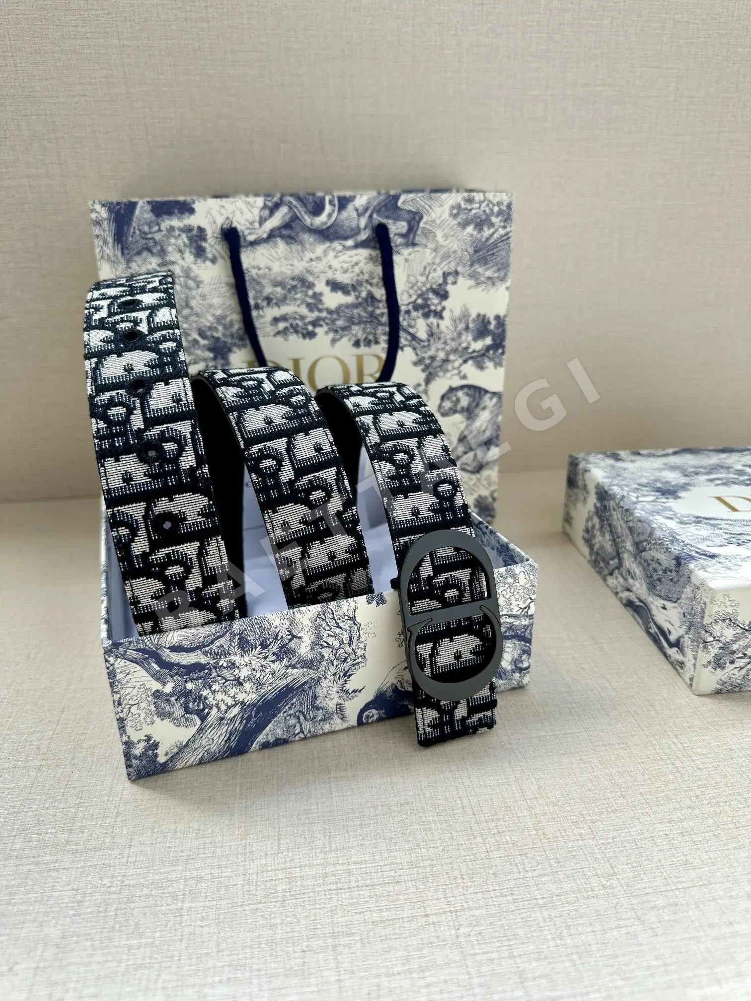 디올 리버시블 벨트 상세 이미지 6