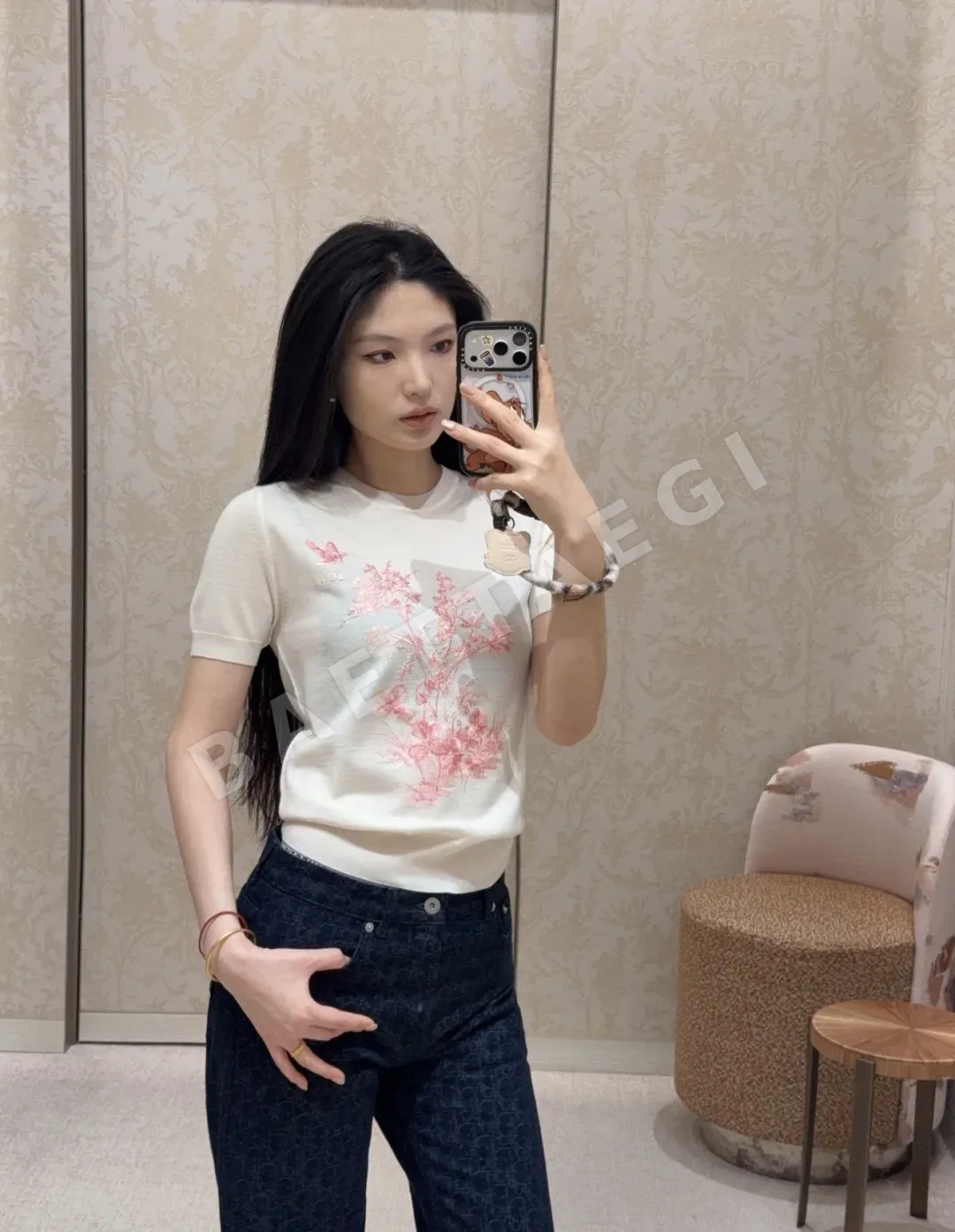 디올 꽃무늬 가든 프린트 반팔 티셔츠 상세 이미지 4