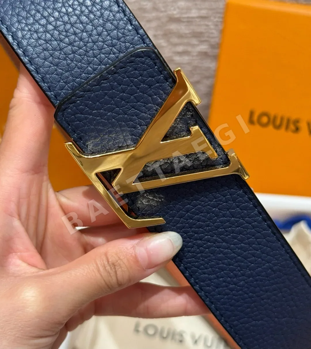 루이비통 TAURILLON 40mm 리버시블 벨트 상세 이미지 4