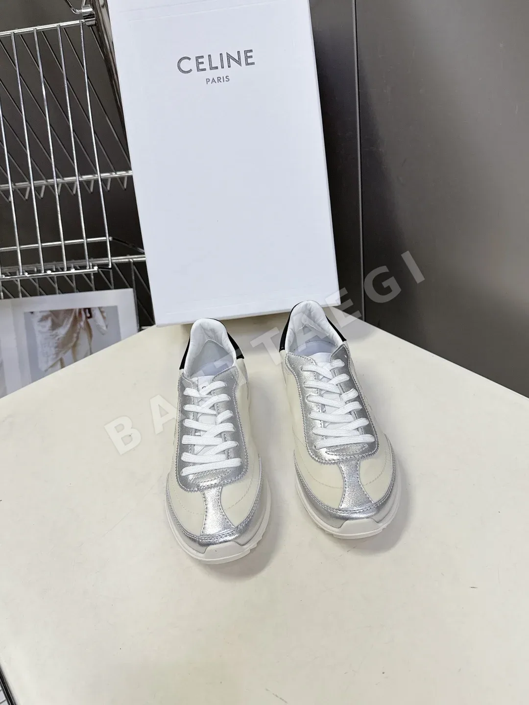 셀린느 레이서 메시 스니커즈 147415