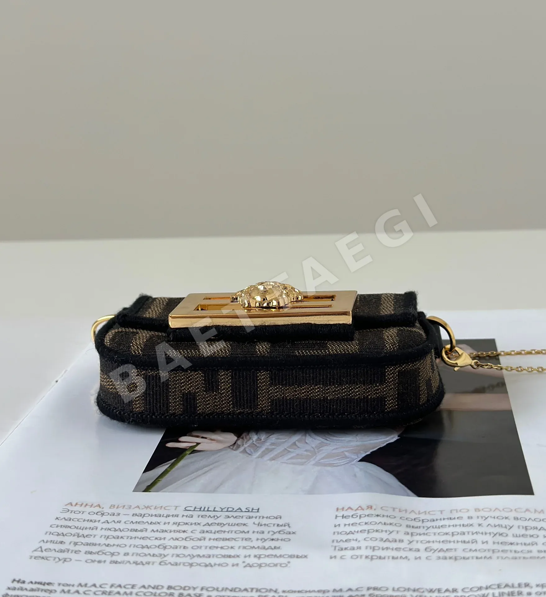 펜디 미니 메탈 모노그램 바게트 가방 8567 A 8567A 상세 이미지 5