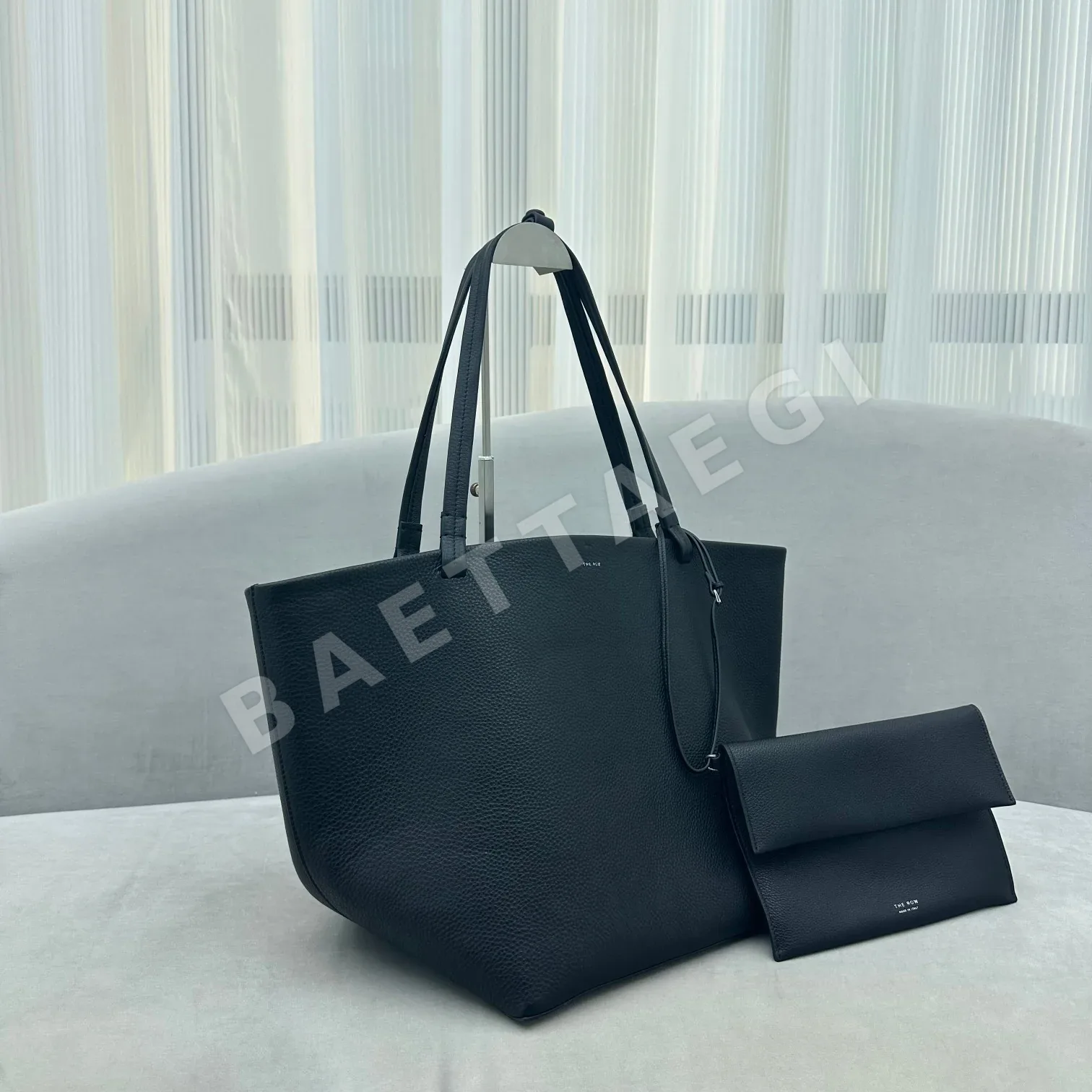 더로우 파크 토트 가방 상세 이미지 2