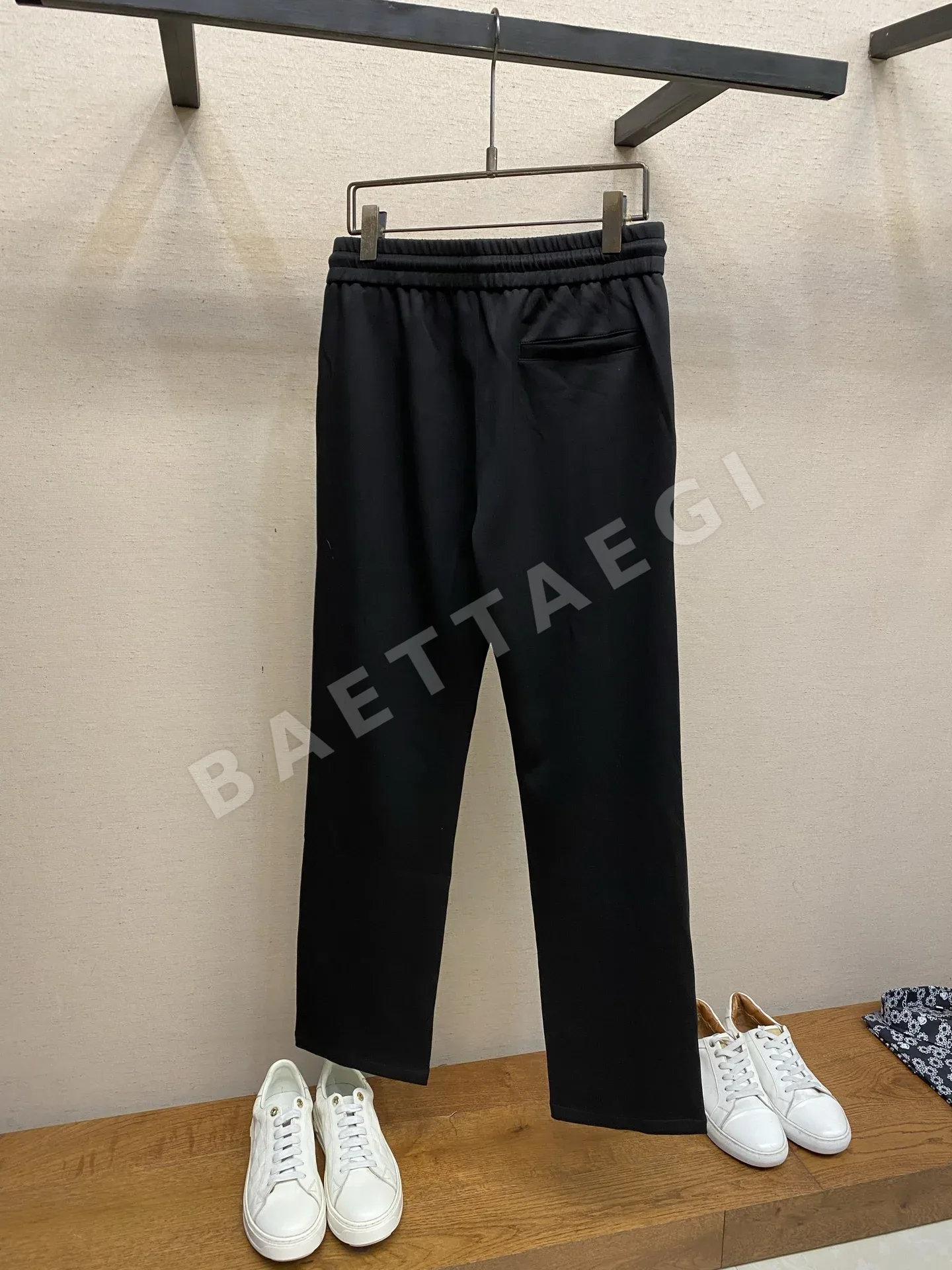 프라다 남성 캐주얼 반바지 상세 이미지 2