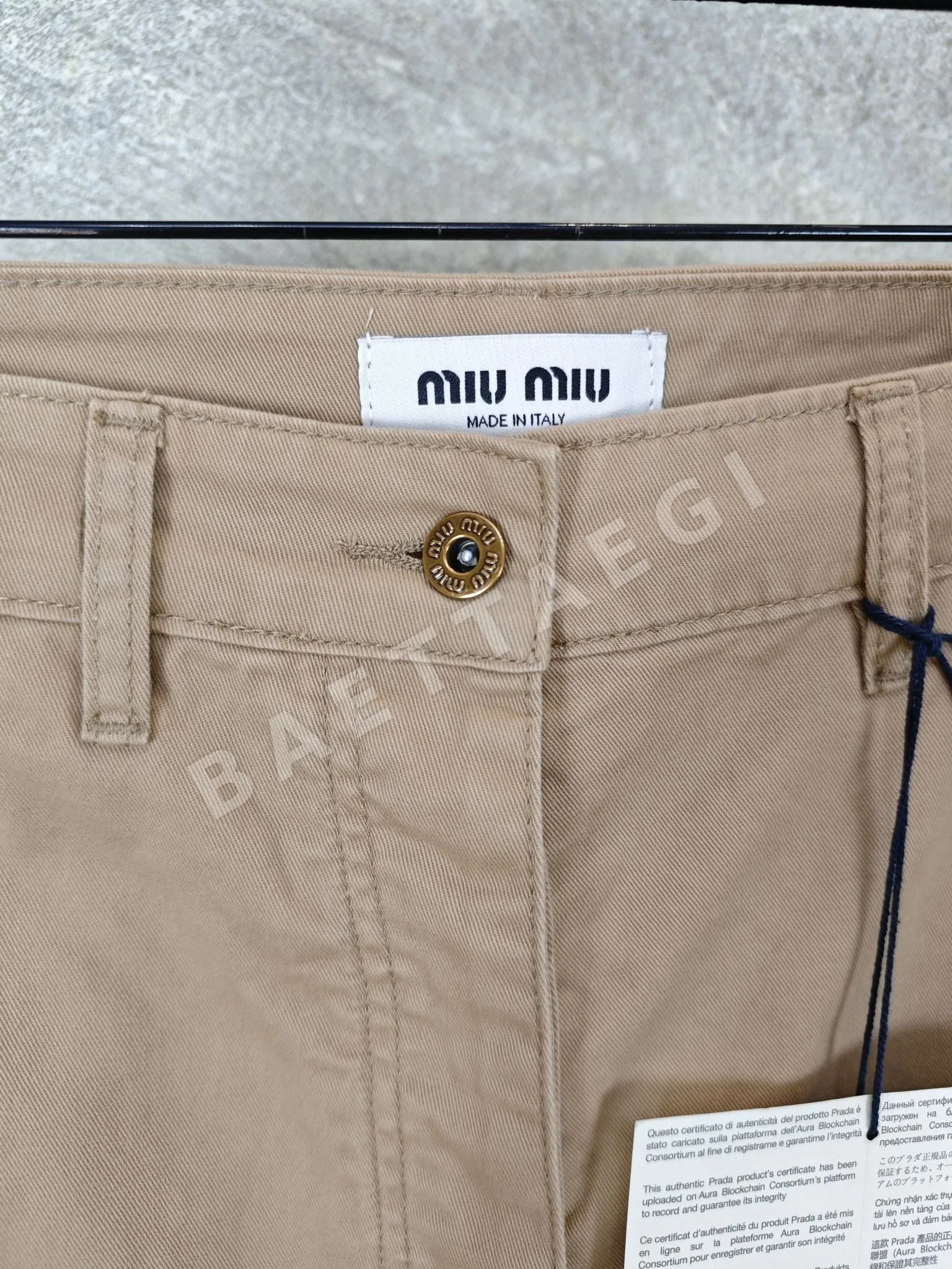 미우미우 카키 코튼 스판 남성 바지 상세 이미지 3