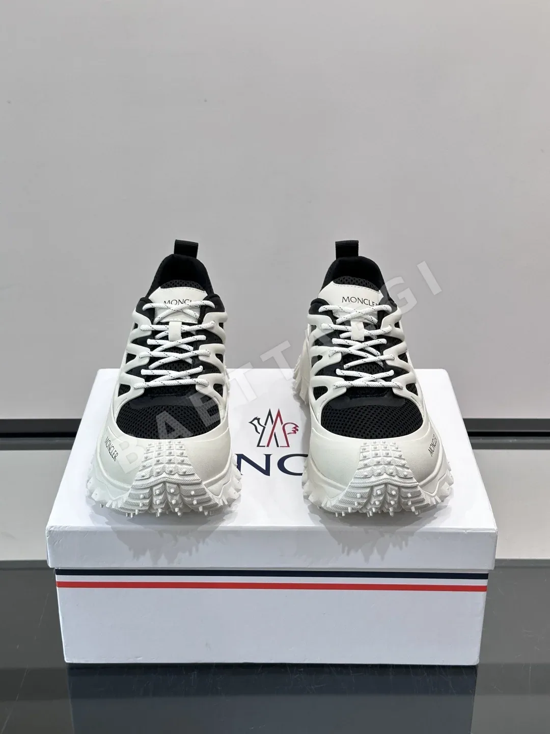 몽클레르 신발 158625 Moncler Sneakers 상세 이미지 2