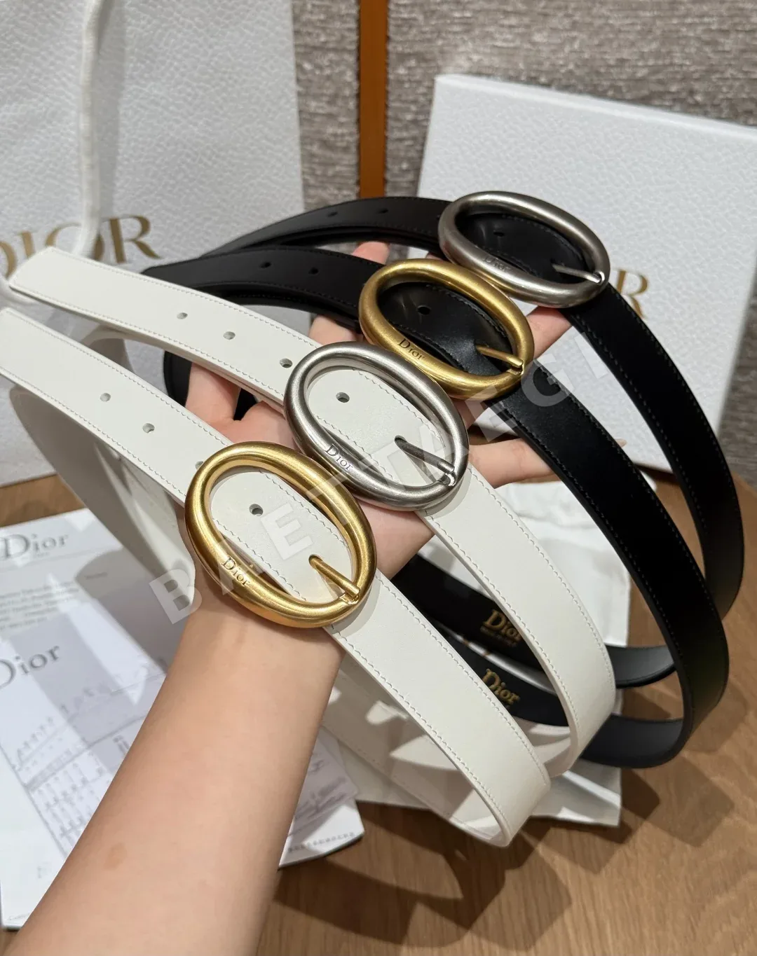 디올 레전드 송아지가죽 슬림 벨트 177522
