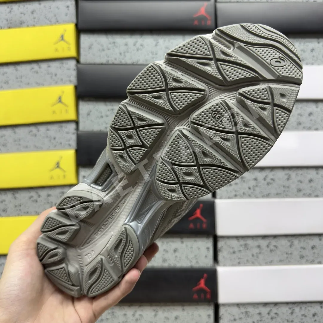 아식스 [M] 젤 NYC RGD 1203A735-020 200517 Asics Gel-NYC RGD Cement Grey 상세 이미지 5