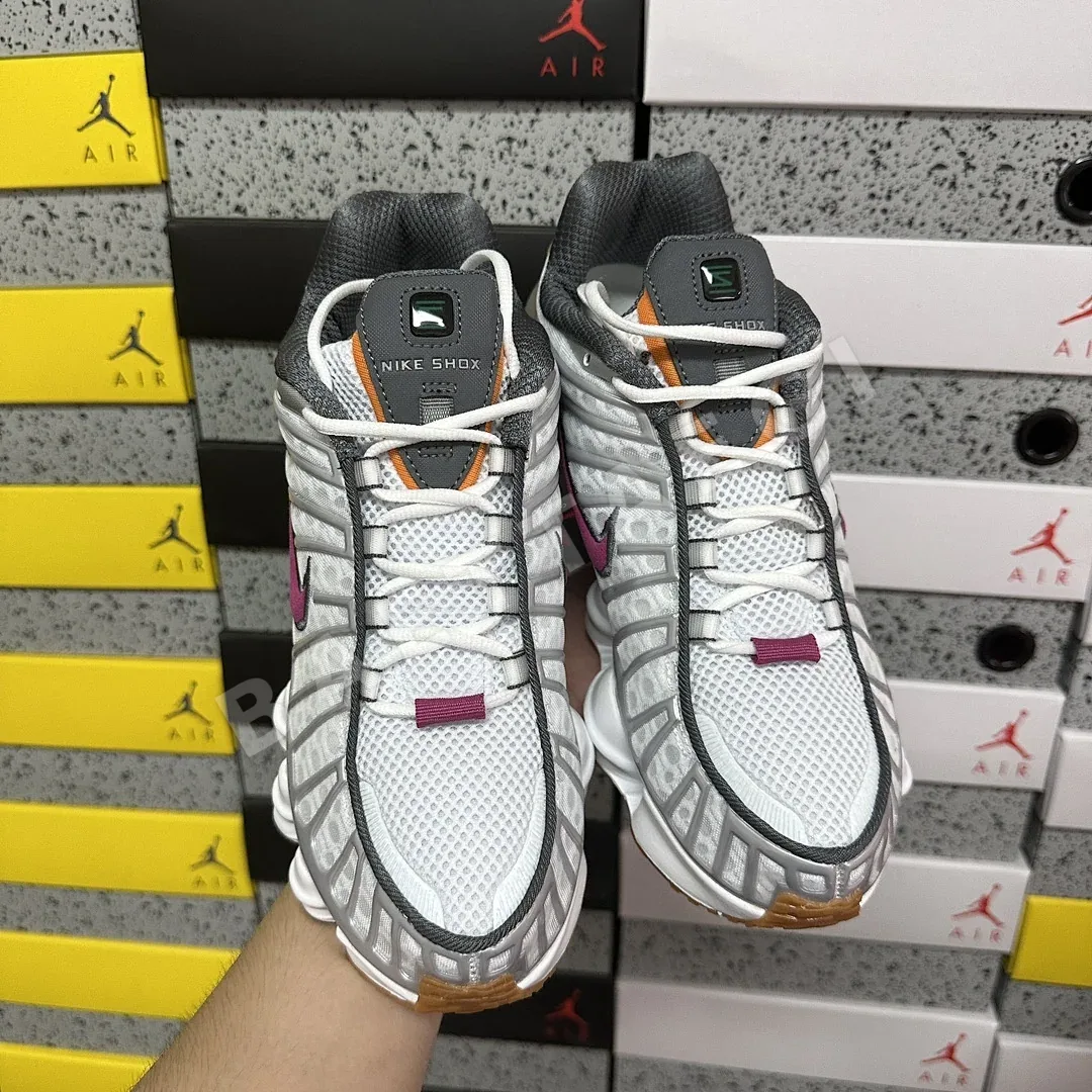 나이키 [WM] 샥스 TL CZ7691-001 201008 Nike Shox TL Size? Viotech 상세 이미지 5