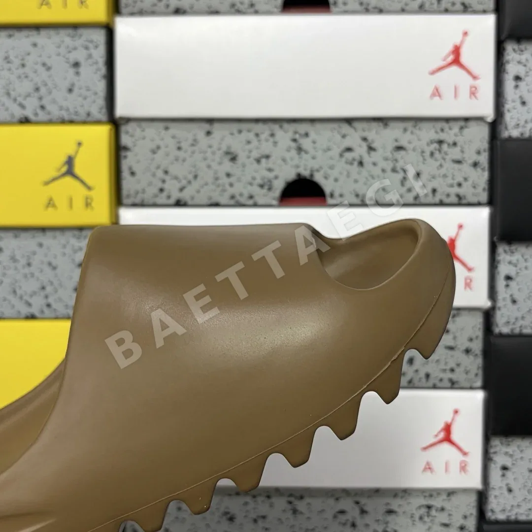 아디다스 [LW] 이지 슬라이드 G55492 200631 Adidas Yeezy Slide Core 상세 이미지 4