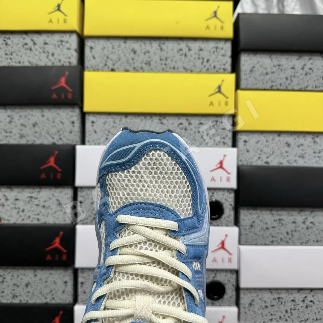 아식스 [LZ] 젤 카야노 14 1202A105-101 200577 Asics Gel-Kayano 14 상세 이미지 3