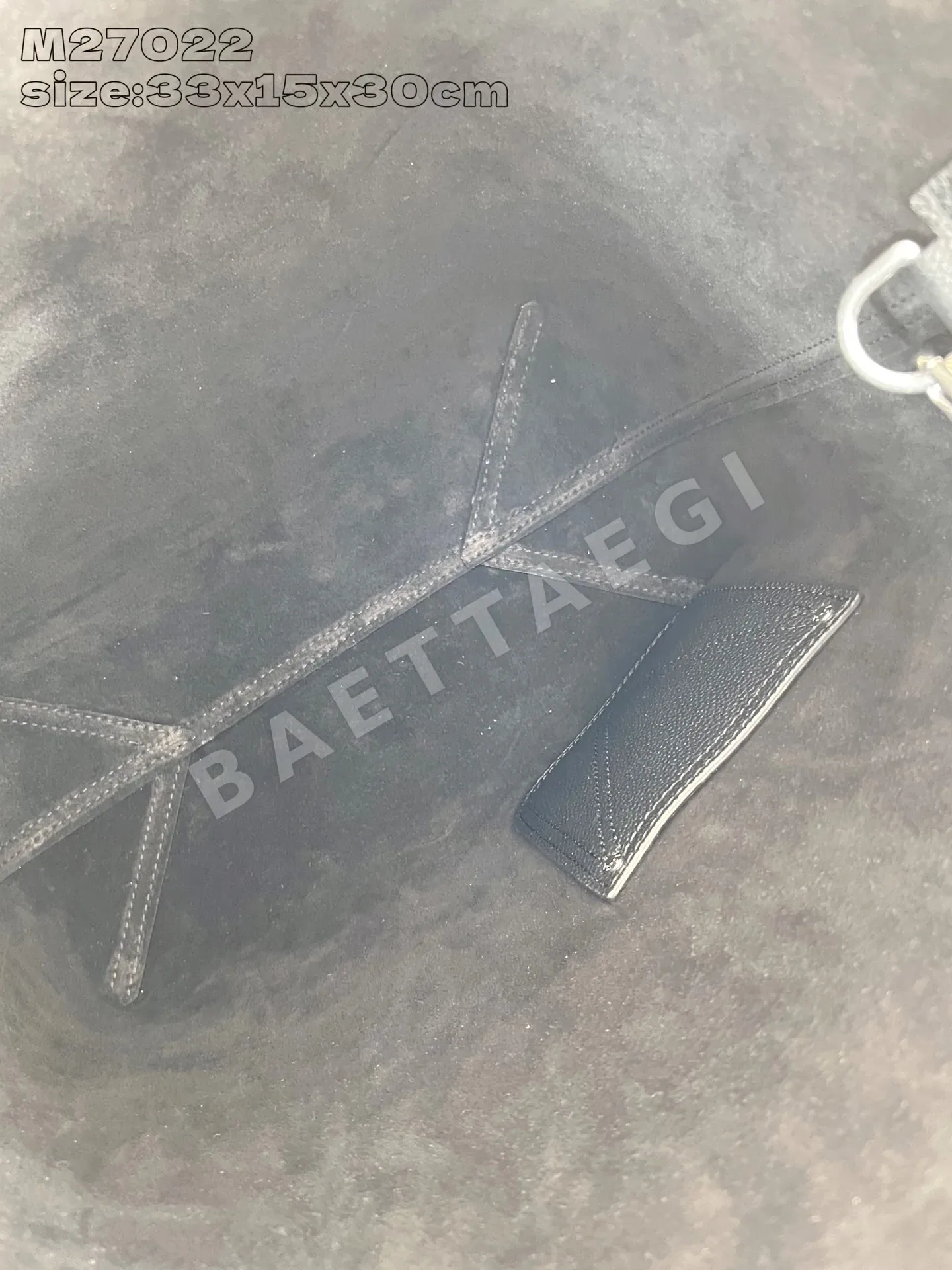 루이비통 베르소 호보 블랙 카프스킨 핸드백 M27022 상세 이미지 9