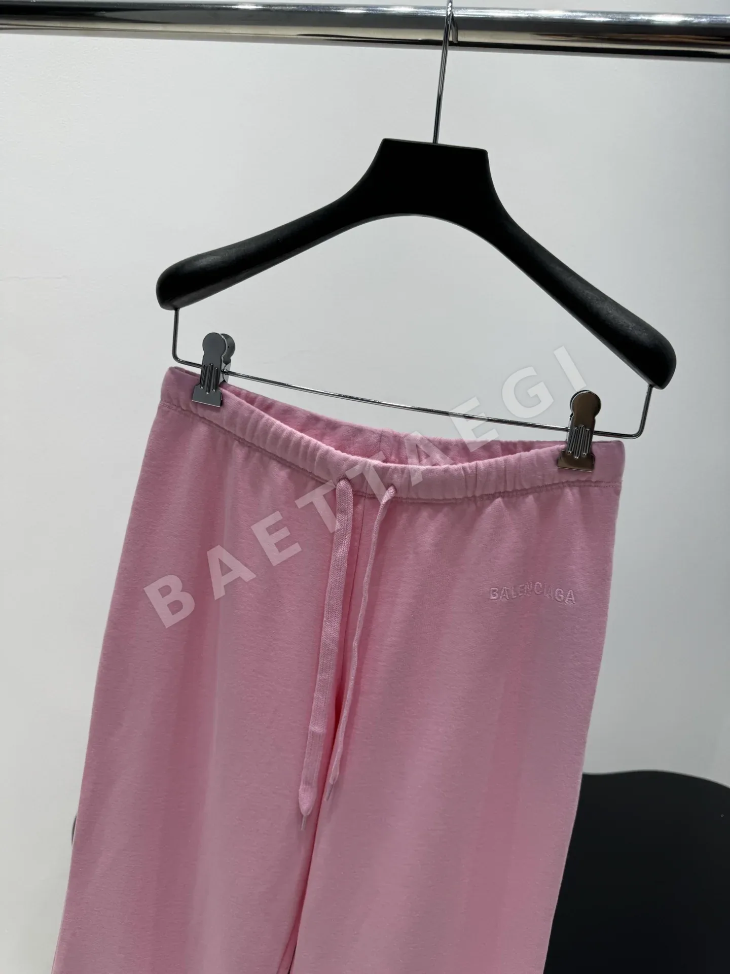 발렌시아가 로고 자수 스트레이트 레그 여성 바지 상세 이미지 2