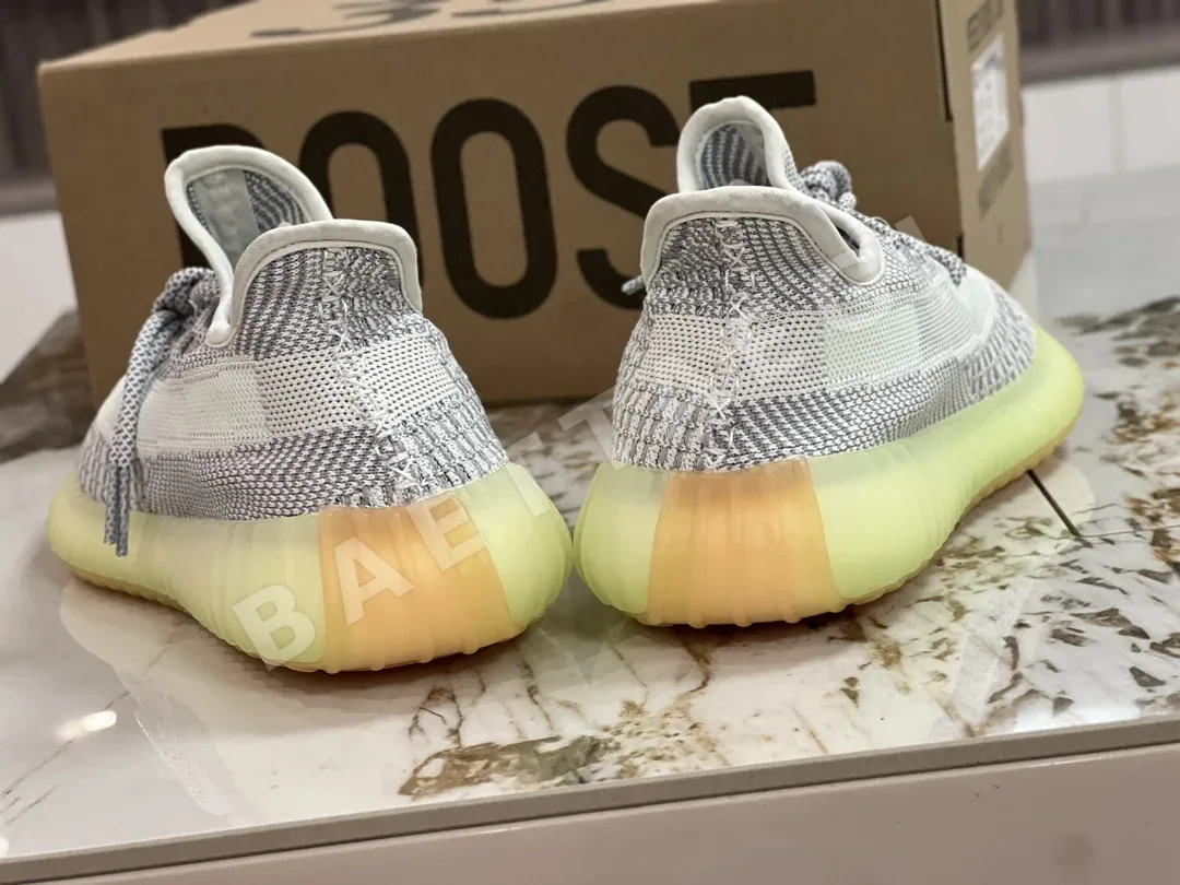 아디다스 YEEZY350 남성 신발 상세 이미지 8