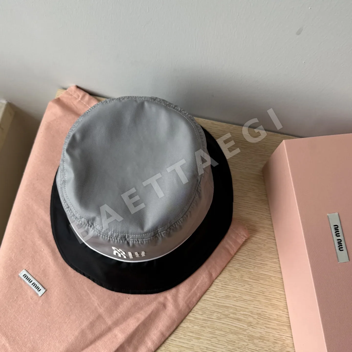 미우미우 모자 81296 Miu Miu Cap 상세 이미지 2
