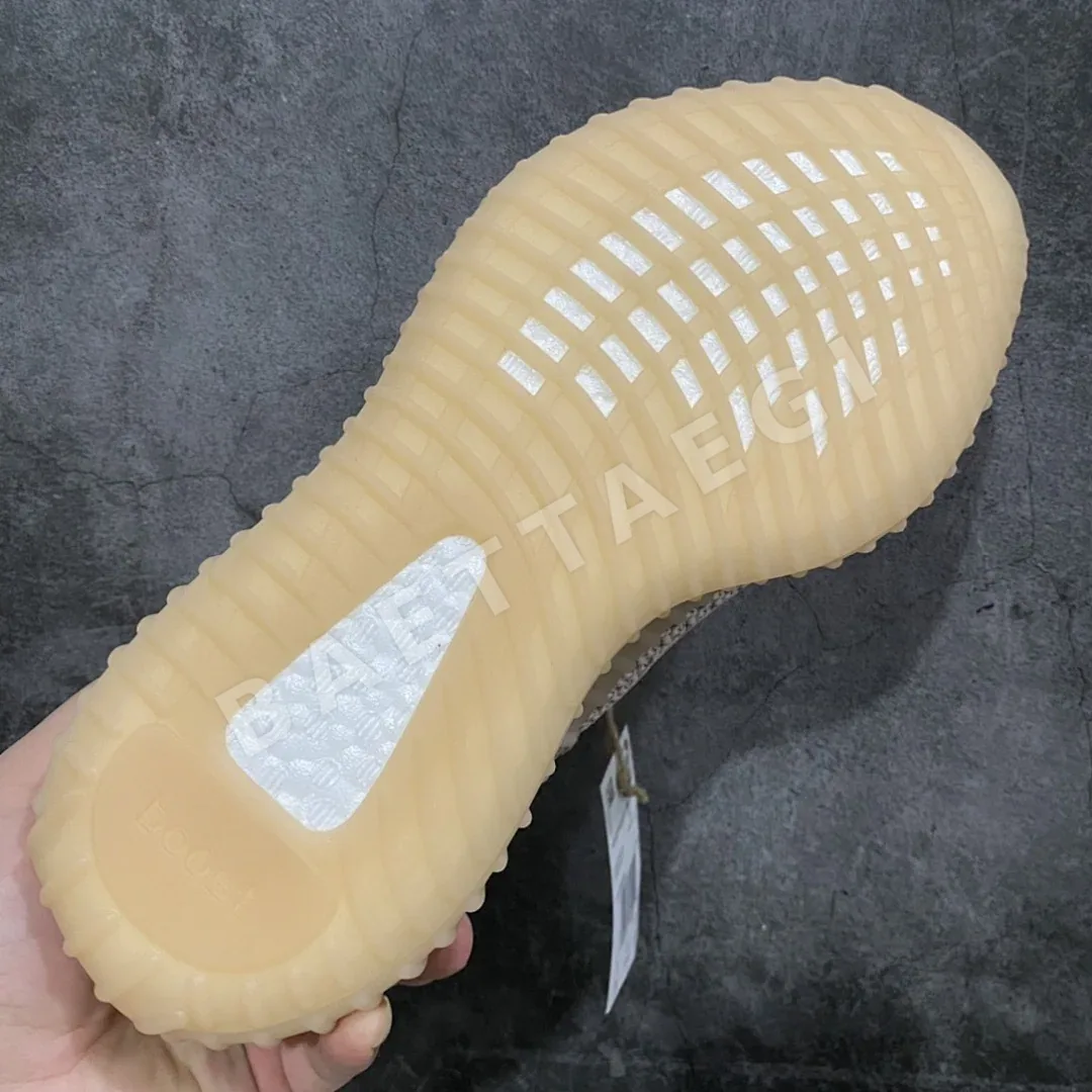 아디다스 이지 350 FV5666 200679 Adidas Yeezy 350 상세 이미지 2