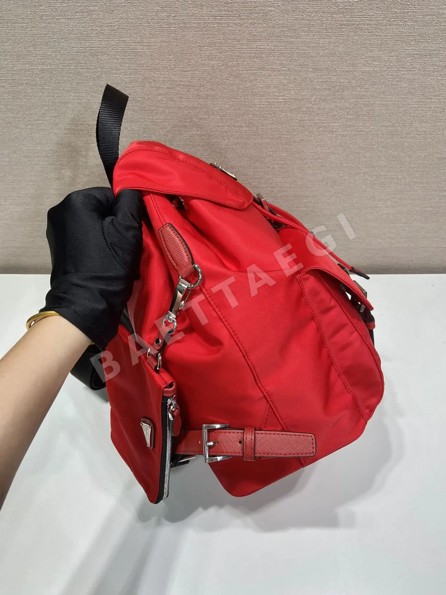 프라다 나일론 사피아노 트림 백팩 1BZ811 상세 이미지 5