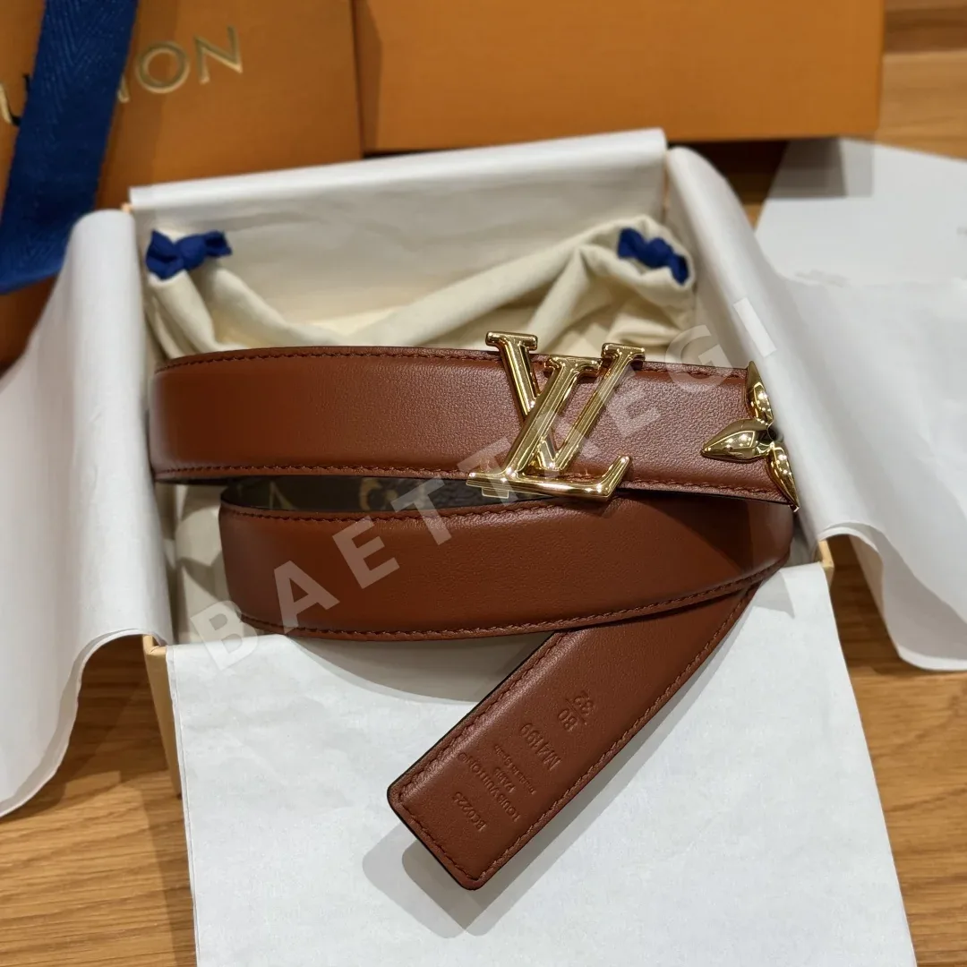 루이비통 프리티 리버시블 가죽 벨트 172437