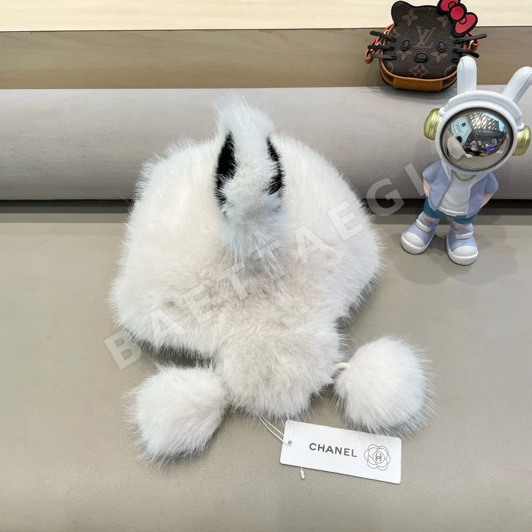 샤넬 페이크 퍼 곰 귀 모자 상세 이미지 6
