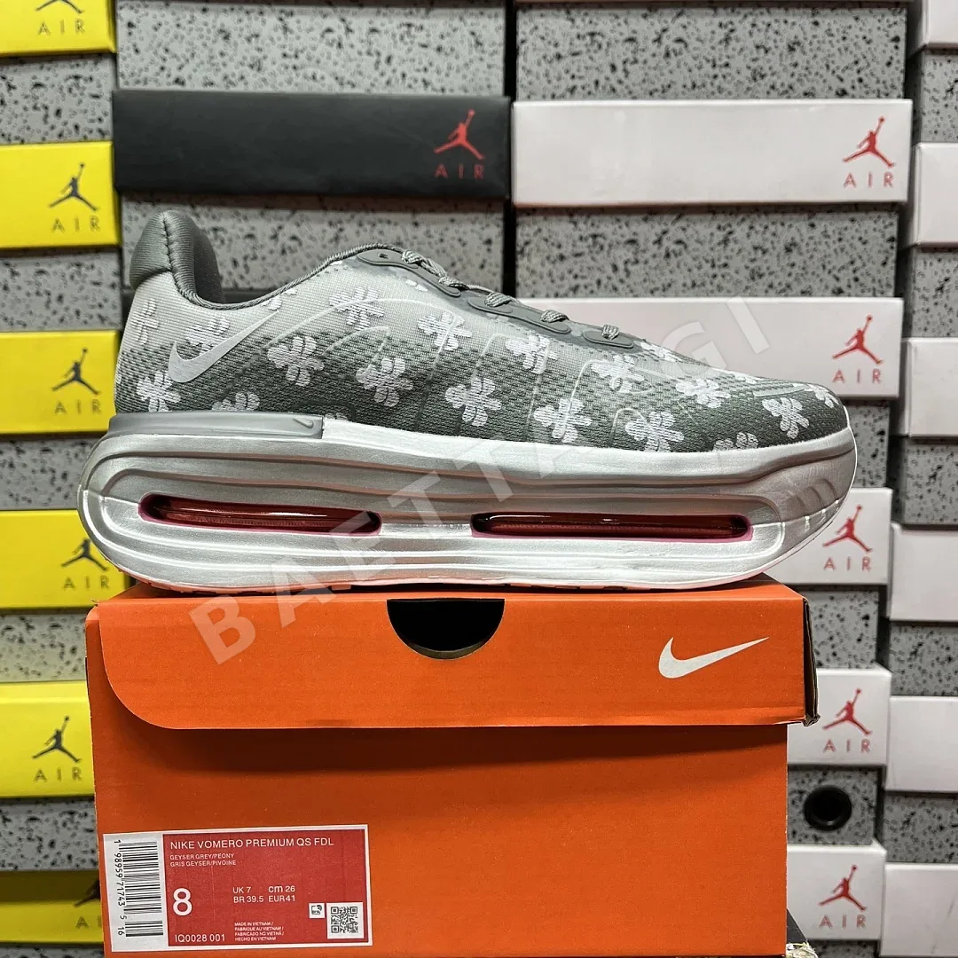 나이키 [CG] 보메로 프리미엄 IO0028-001 201997 Nike Vomero Premium