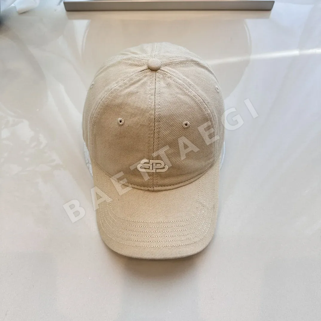 발렌시아가 워시드 코튼 베이스볼 캡 78047