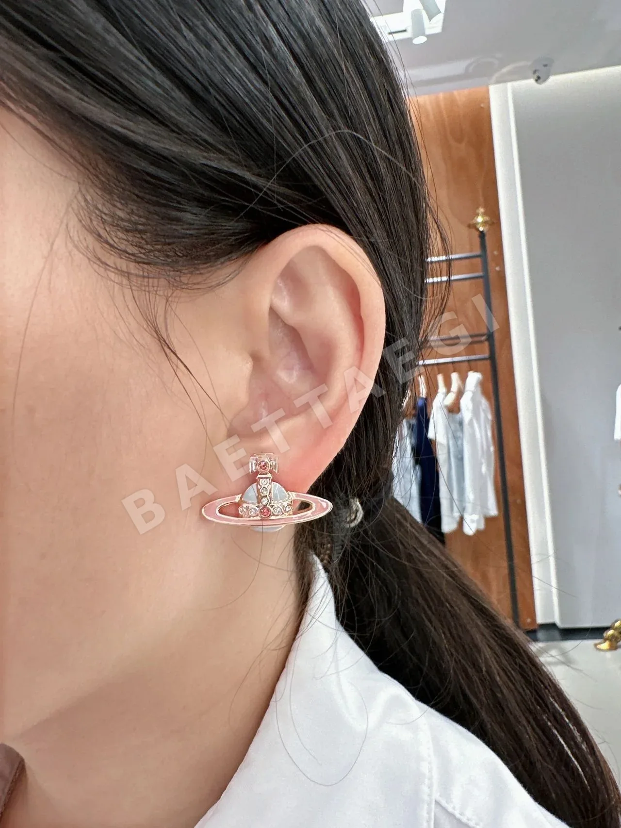 비비안웨스트우드 토성 스터드 귀걸이 상세 이미지 8