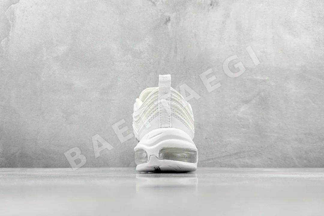 나이키 에어 맥스 97 921826-101 200942 Nike Air Max 97 Triple White Wolf Grey 상세 이미지 2