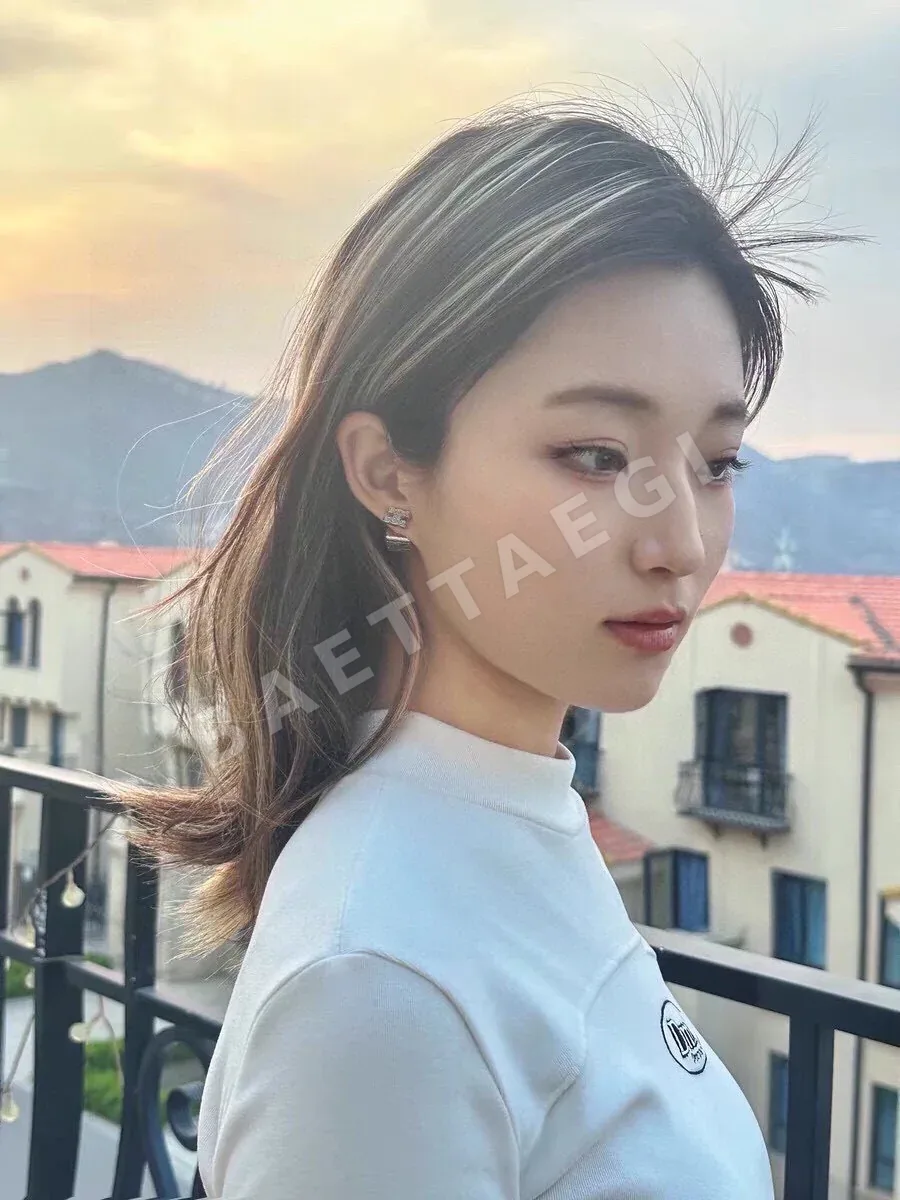 셀린느 18K 골드 도금 황동 귀걸이 상세 이미지 5